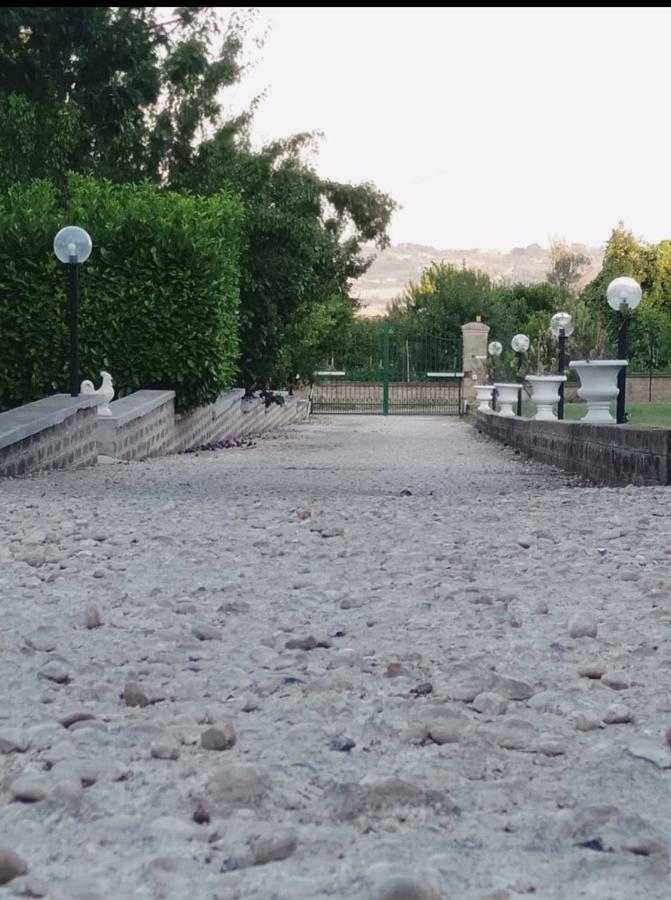 Favoloso Appartamento In Villa Monterosi Exteriör bild